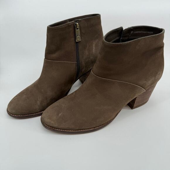 Blondo Nelli Waterproof Leather Ankle Boots Taupe Nubuck/Side Zip 9 - Picture 8 of 8